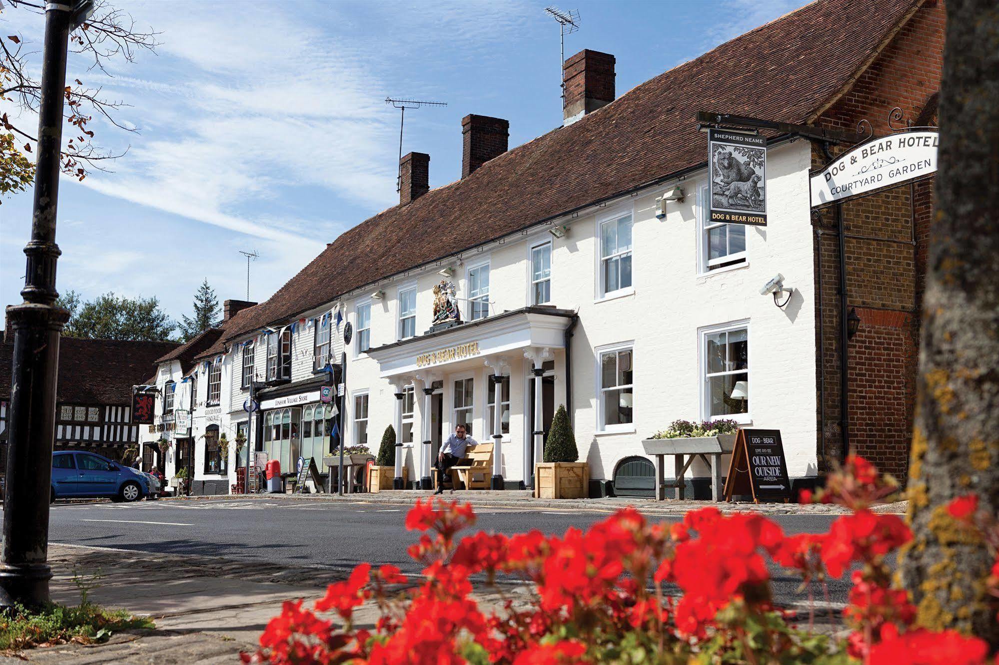 The Dog & Bear Hotel Lenham Exterior foto